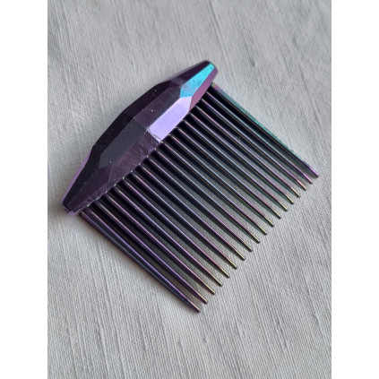 Herlig hårkam, med sprakende lilla farge, ubrukt fra 1980-90-tallet
