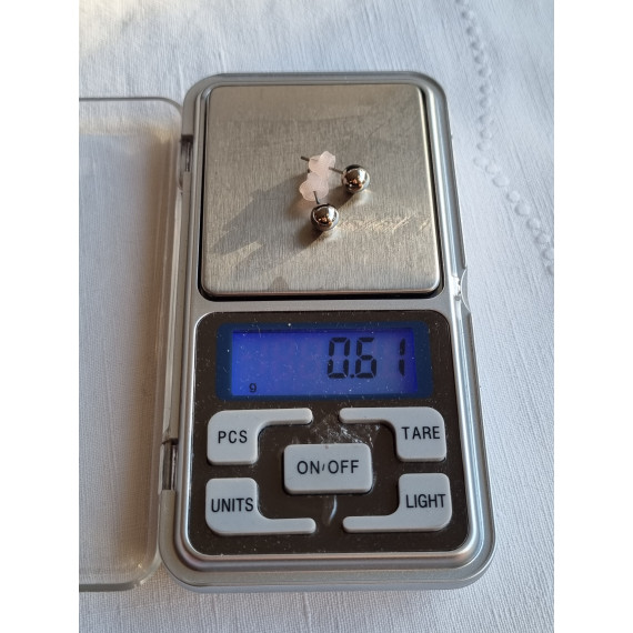 Ubrukt sølvblanke kule øredobber, fra Malling i København fra 1980-90-tallet