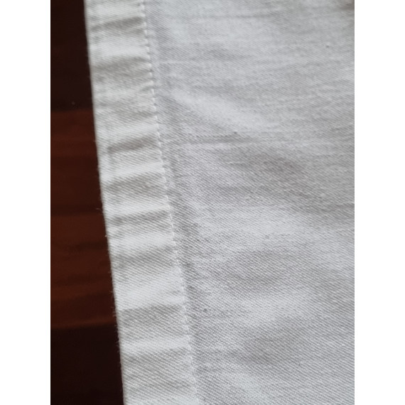 Hvit, solid 100% bomullsduk, restaurant duk 140 x 210 cm, ren og pen