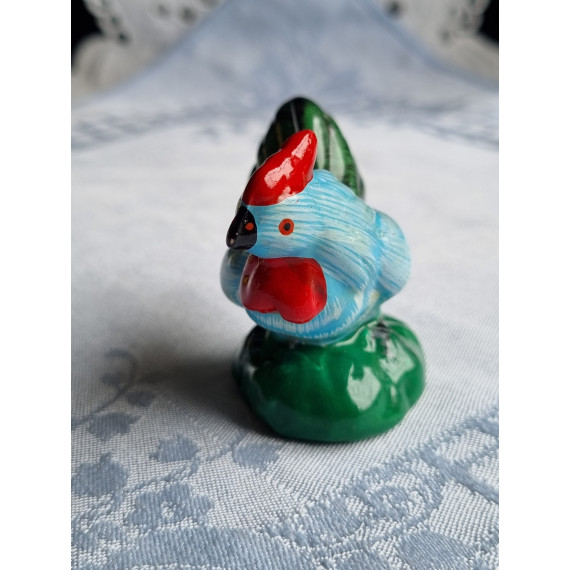 Malt keramikk, Blå hane, grønn stjert, grønn base