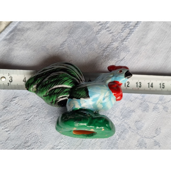 Malt keramikk, Blå hane, grønn stjert, grønn base