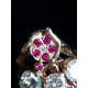 Diamantring, rubinring, 19,6 gram, 3 diam. 1,75ct og 21 rubiner (takst 85.000,-)