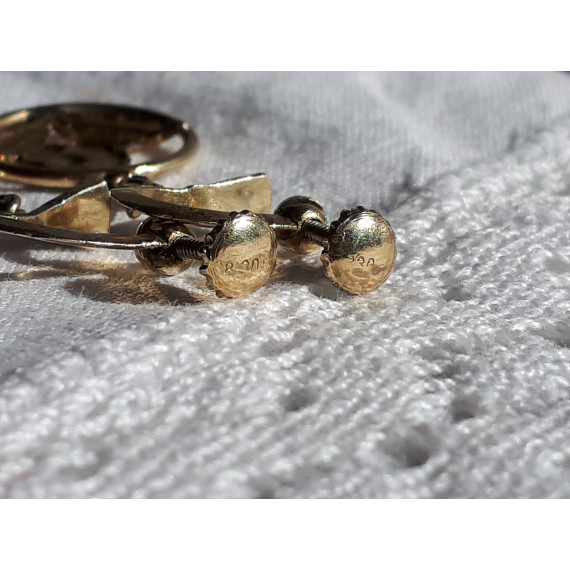 Øredobber i gull forgylt sølv, runde med blomst i, hengende, mrk 830S for sølv