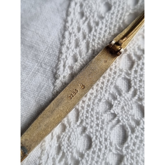 Antikk sølv emalje nål, gul, lang brosje, slipsnål nål av Aksel Holmsen